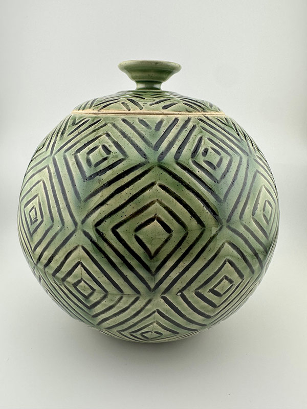 Pottery by Giselle Reiter